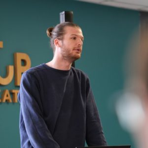 Conférence de lancement promo développeur full stack